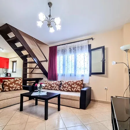 Ktima Amitsa , Platania Aparthotel *